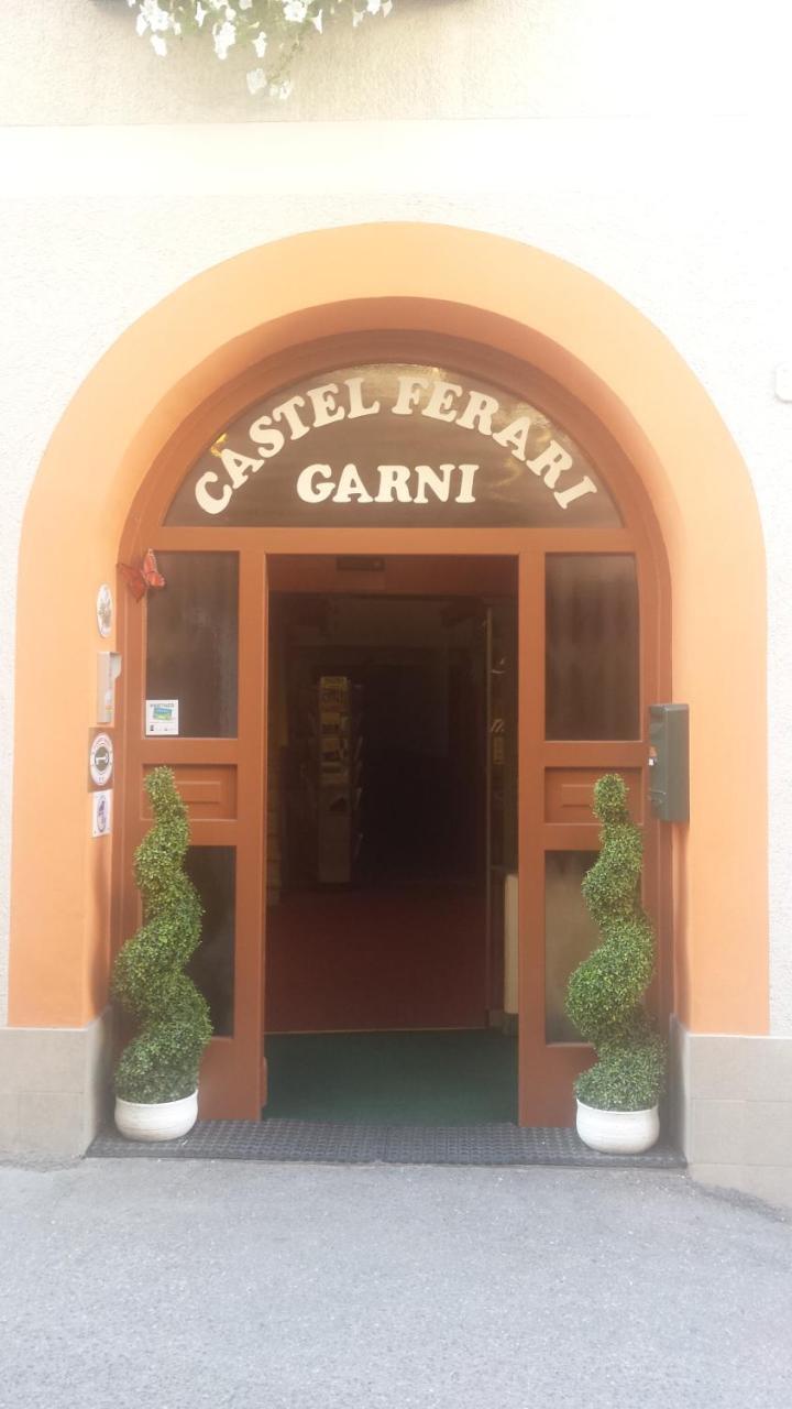 Hotel Garni Castel Ferari Tuenno Esterno foto